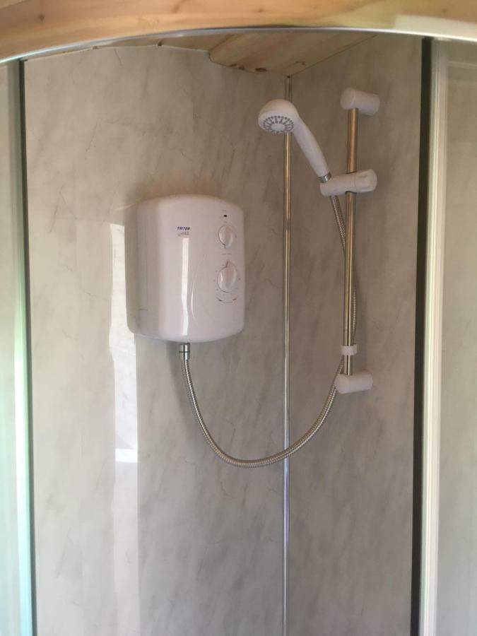 Earls View Pod Hotel Carna Exterior photo